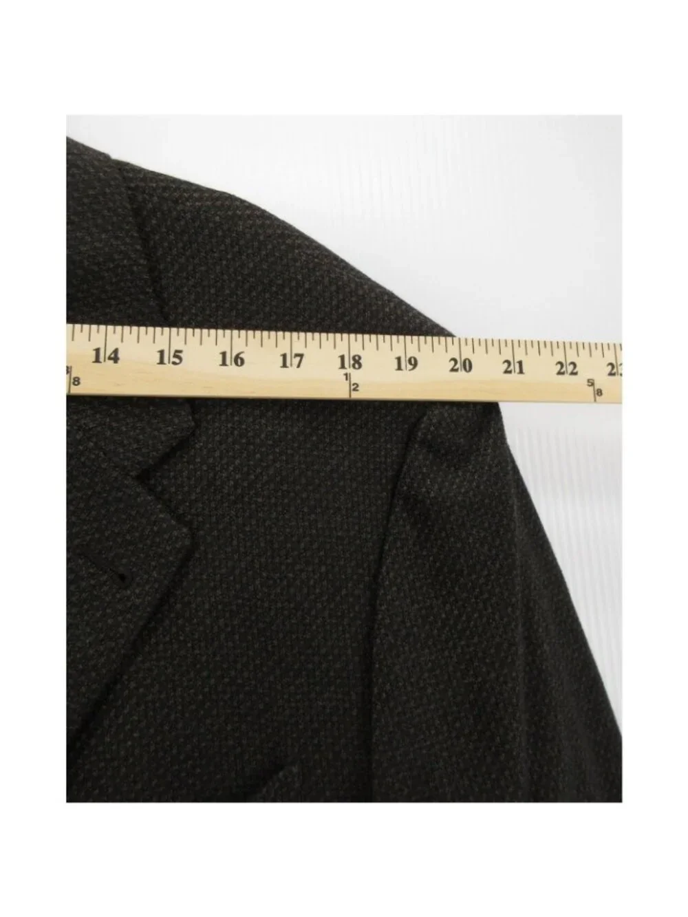 Canali brand size